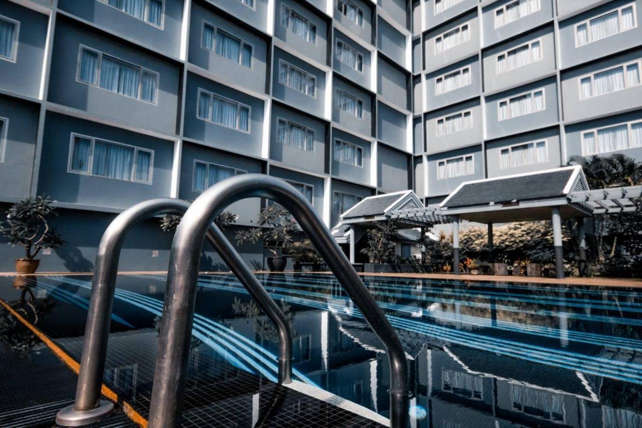 Witz Bangkok Ramkhamhaeng Hotel Eksteriør billede