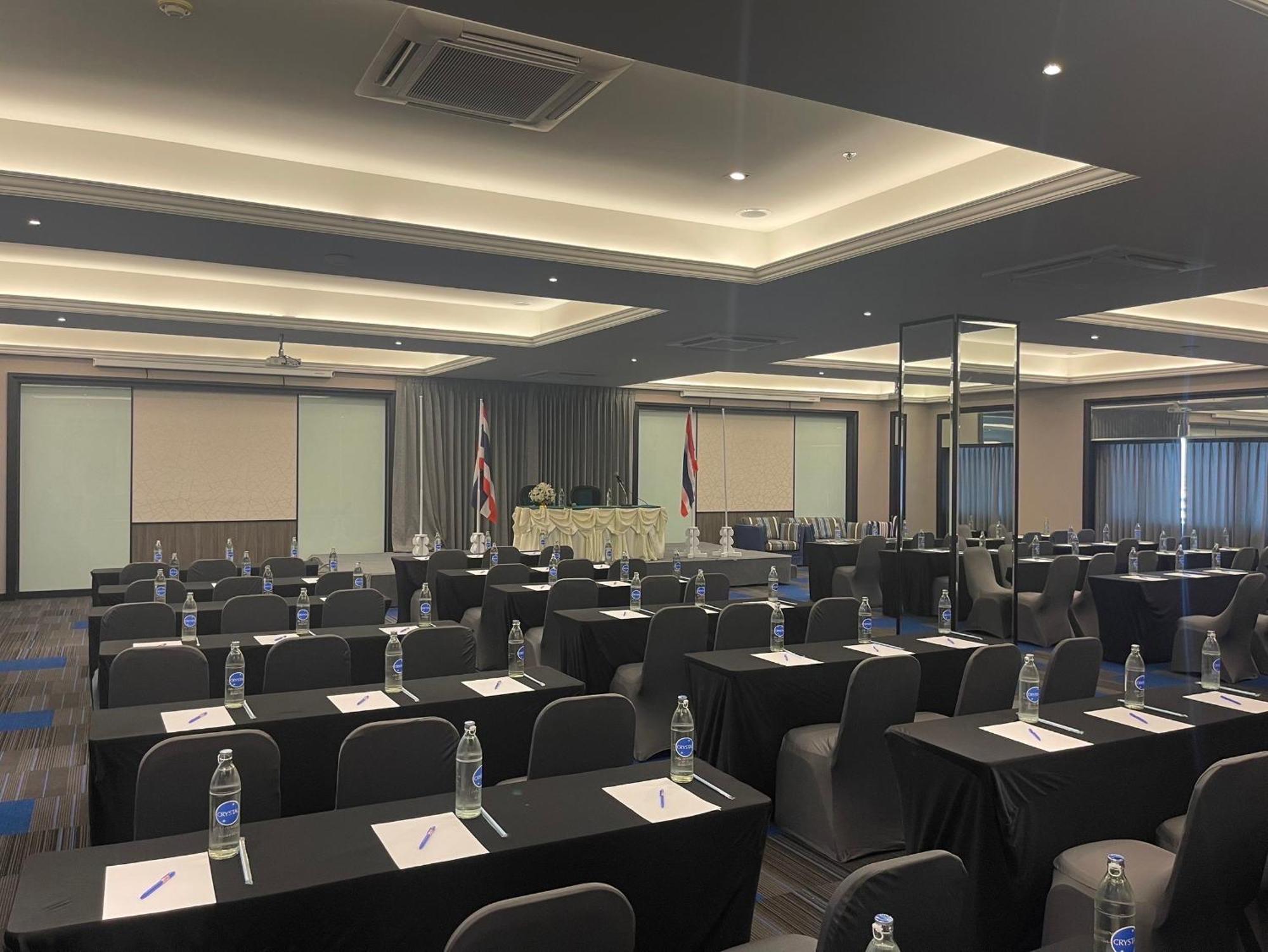 Witz Bangkok Ramkhamhaeng Hotel Eksteriør billede