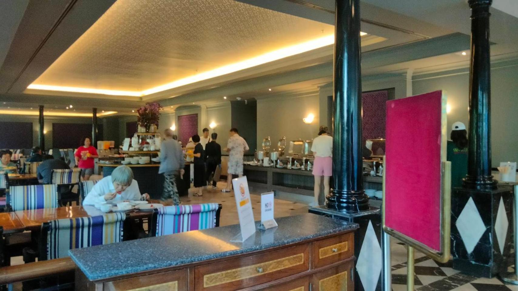 Witz Bangkok Ramkhamhaeng Hotel Eksteriør billede