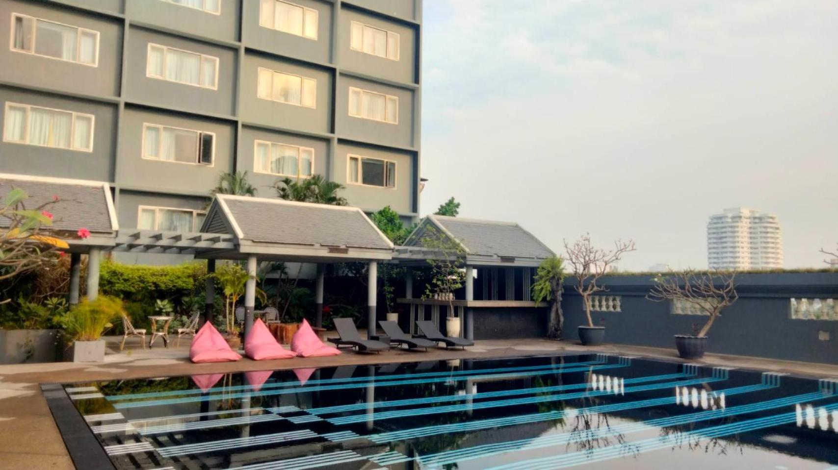 Witz Bangkok Ramkhamhaeng Hotel Eksteriør billede